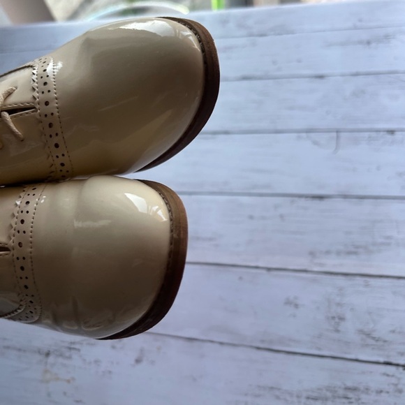 Twiggy London Cream Oxford / Loafers 6.5 - Picture 9 of 12